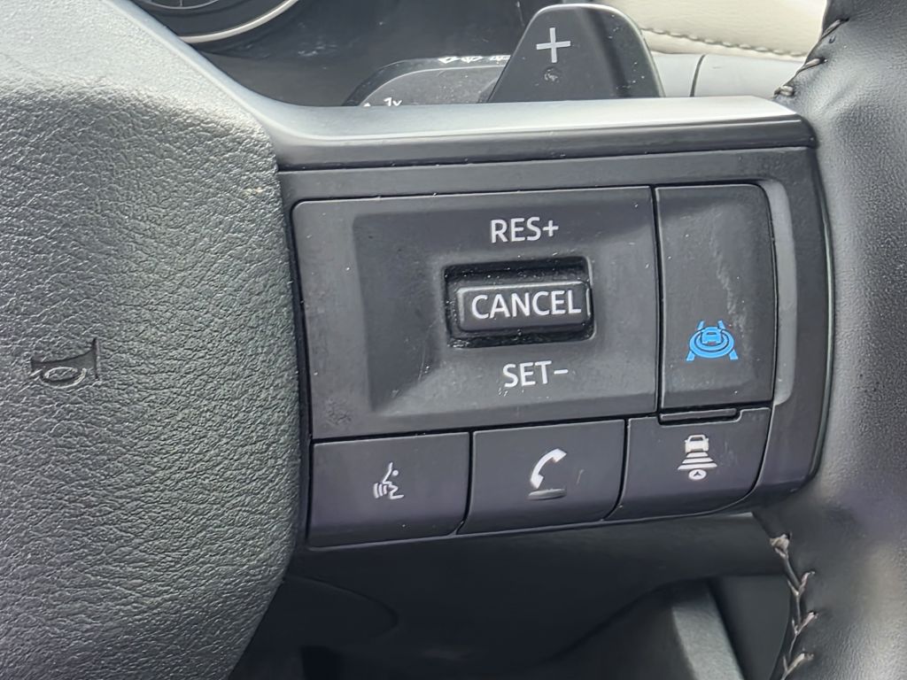 Photo 26 of this NISSAN ROGUE