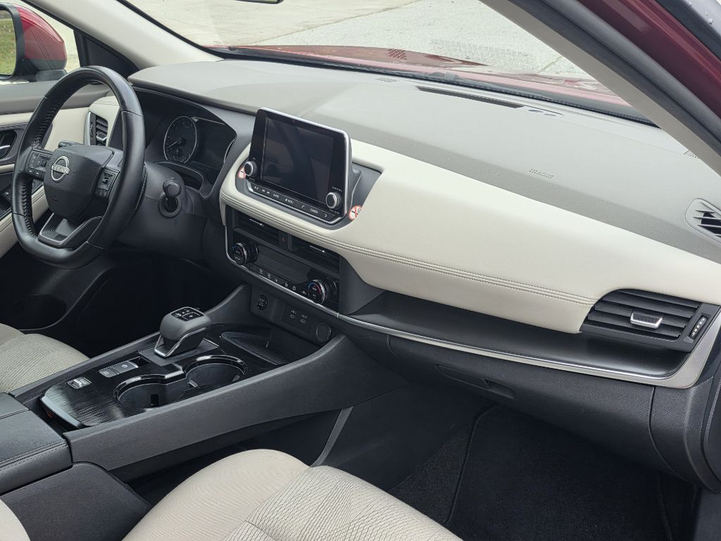 Photo 22 of this NISSAN ROGUE