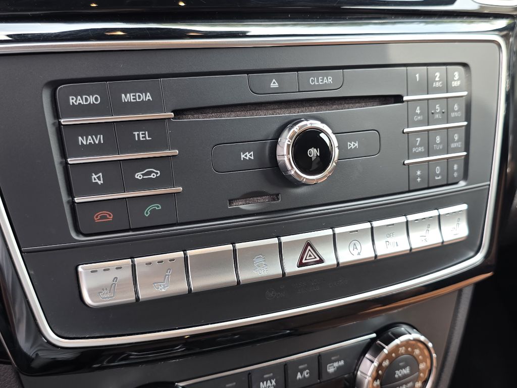 Photo 30 of this MERCEDES-BENZ GLS
