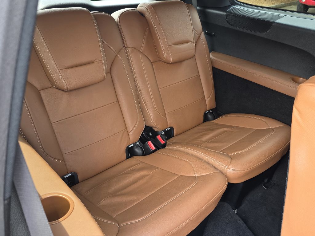 Photo 20 of this MERCEDES-BENZ GLS