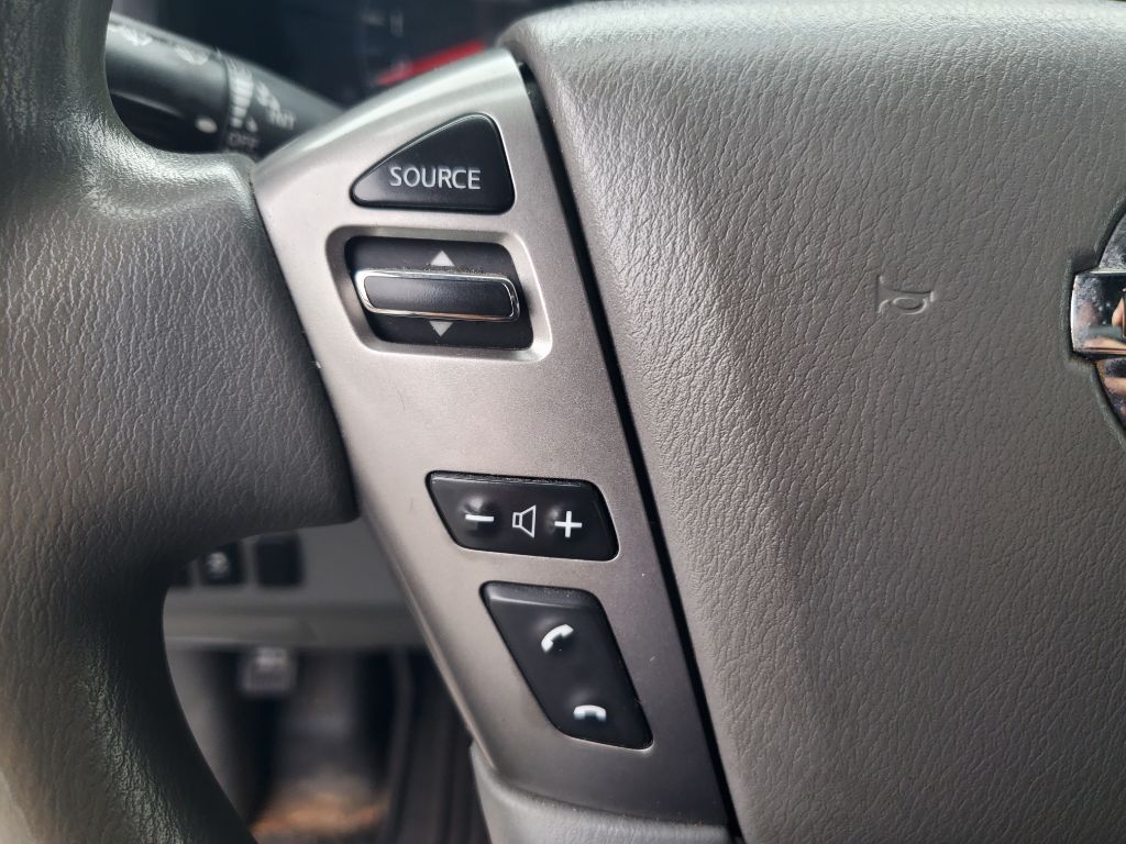 Photo 25 of this NISSAN NV