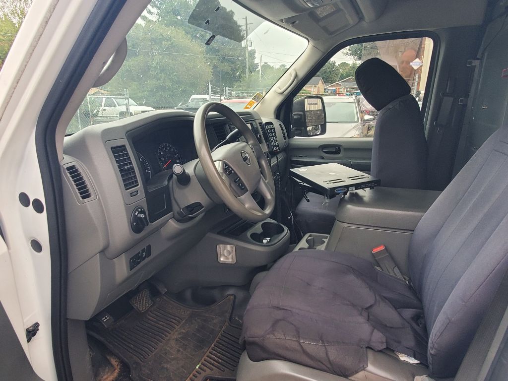 Photo 10 of this NISSAN NV