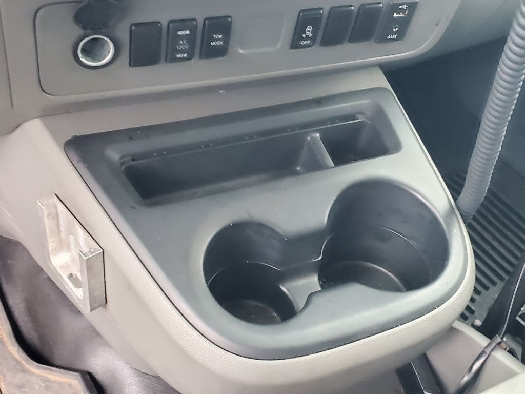 Photo 29 of this NISSAN NV