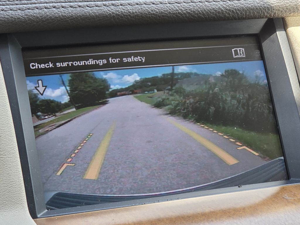 Photo 35 of this LAND ROVER LR4