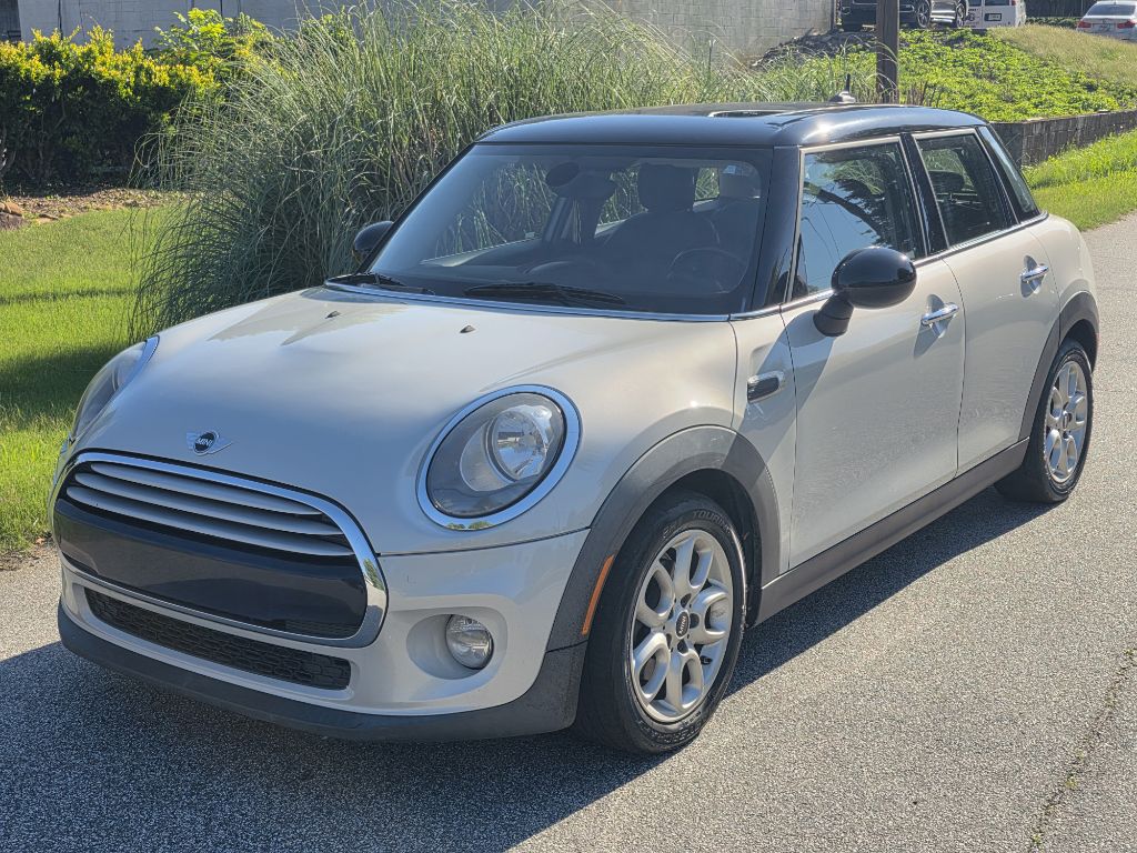 2015 MINI COOPER