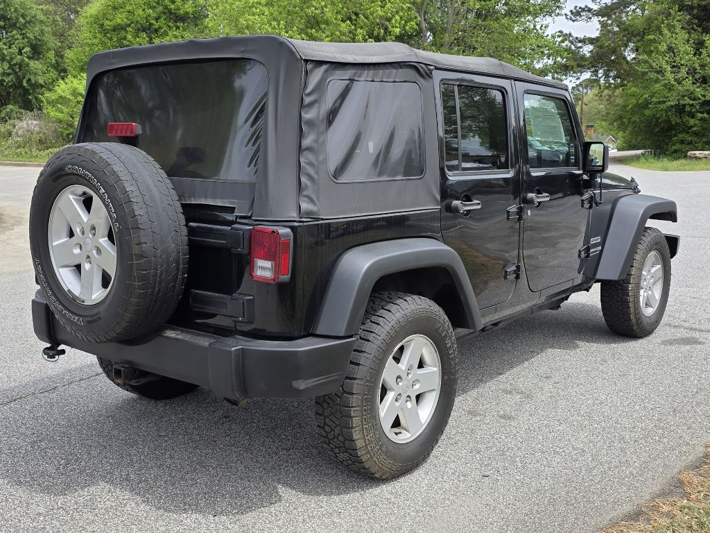 Photo 5 of this JEEP WRANGLER UNLIMI