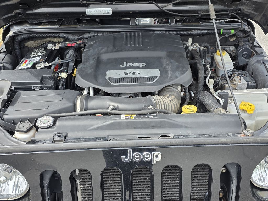 Photo 22 of this JEEP WRANGLER UNLIMI