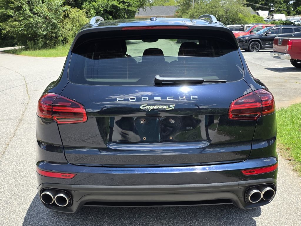 Photo 4 of this PORSCHE CAYENNE