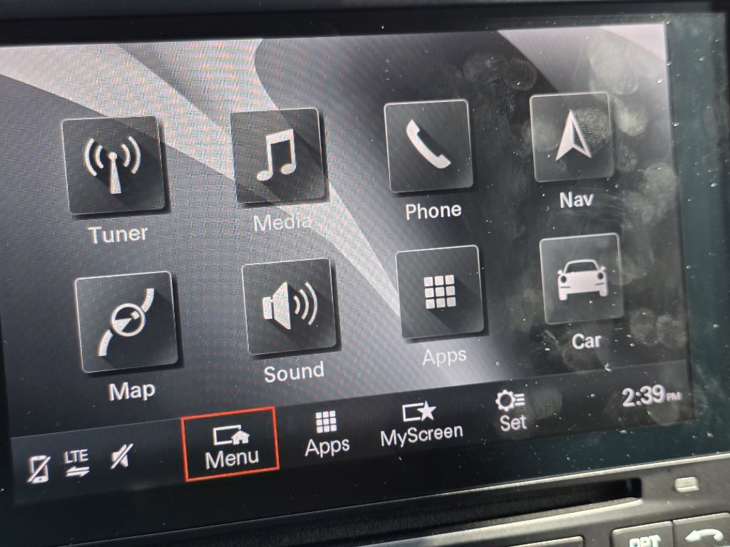 Photo 38 of this PORSCHE CAYENNE