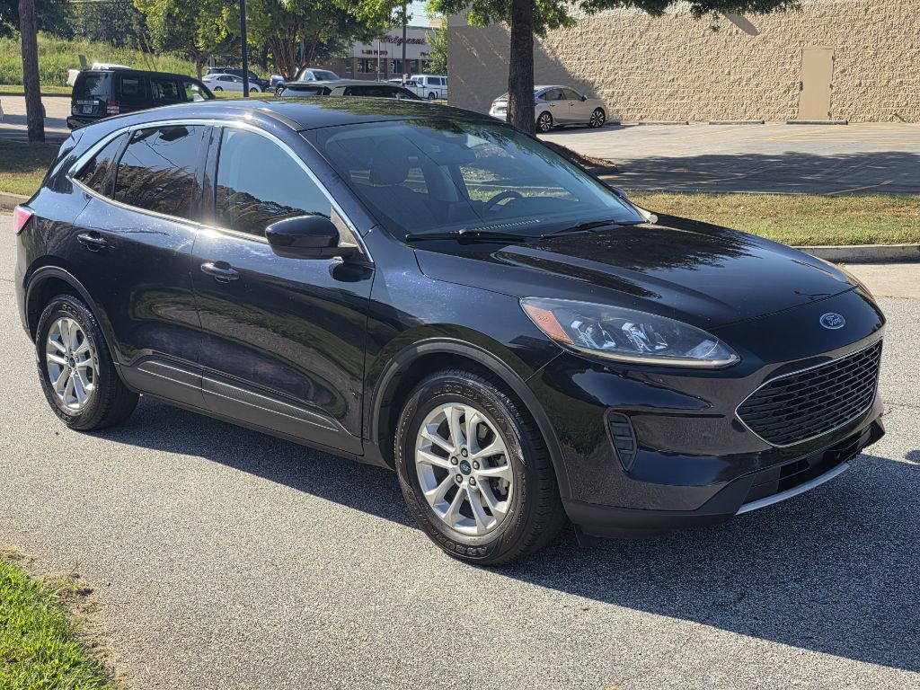 Photo 7 of this FORD ESCAPE