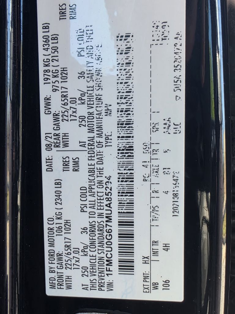 Photo 10 of this FORD ESCAPE