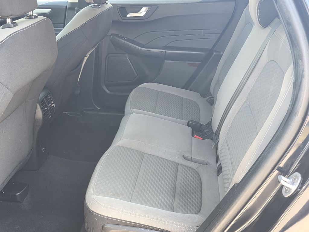 Photo 14 of this FORD ESCAPE