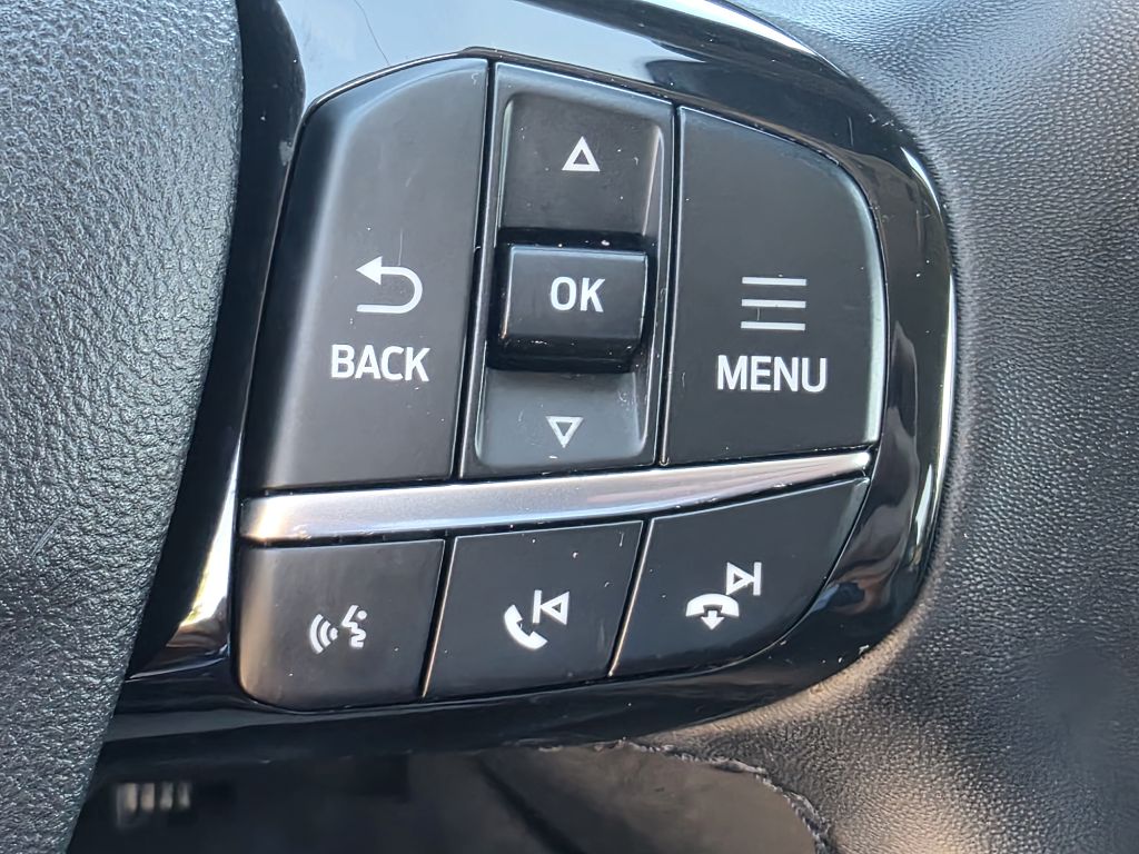 Photo 27 of this FORD ESCAPE