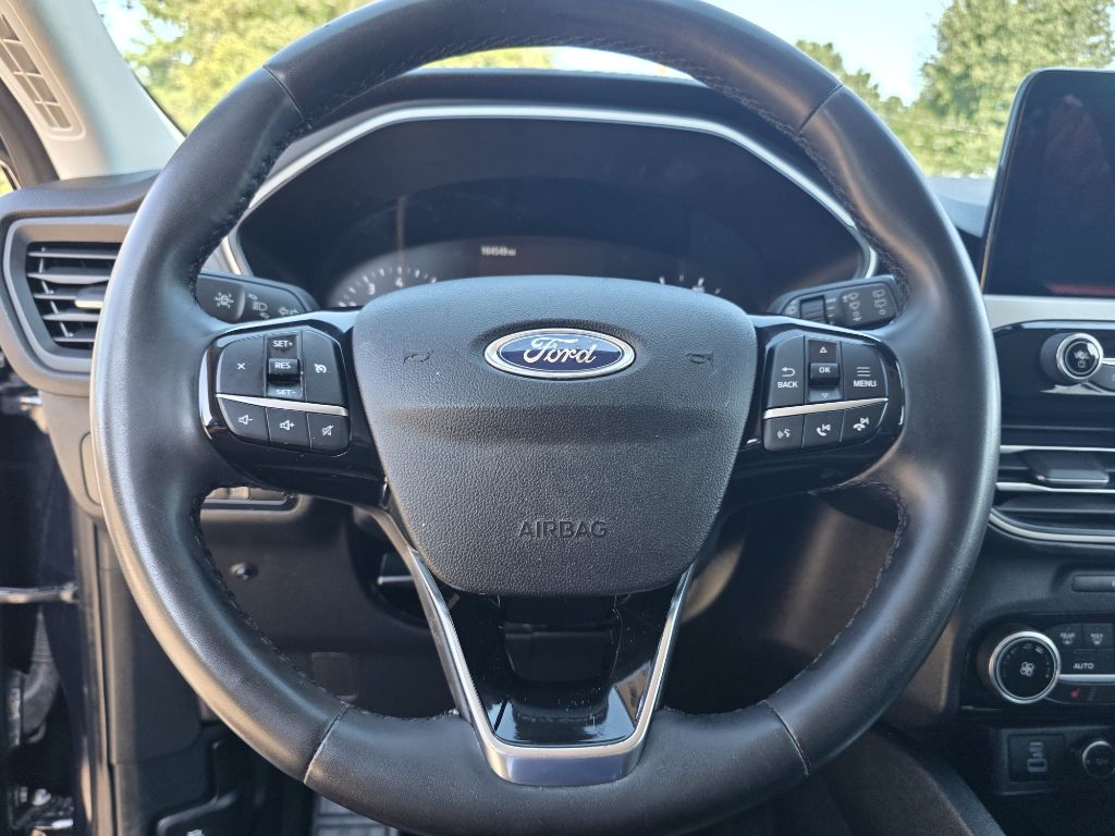 Photo 25 of this FORD ESCAPE