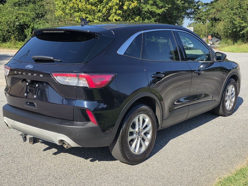 Photo 5 of this FORD ESCAPE