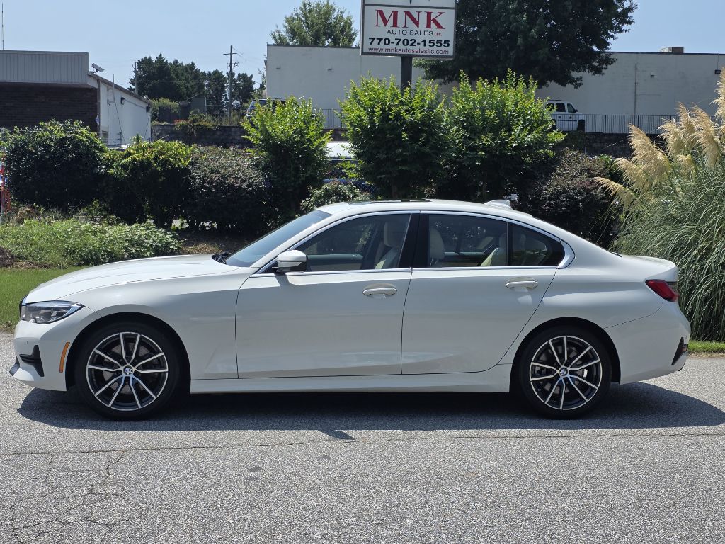 Photo 2 of this BMW 330I