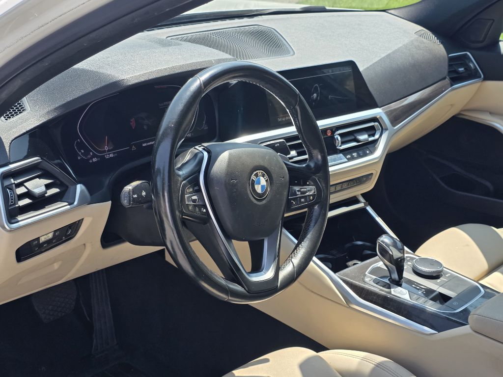 Photo 13 of this BMW 330I