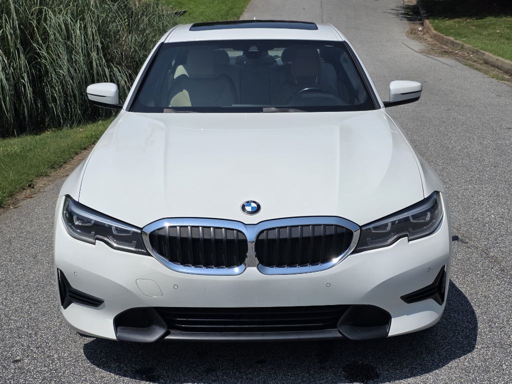 Photo 8 of this BMW 330I