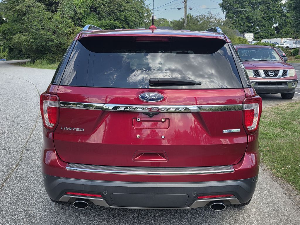 Photo 4 of this FORD EXPLORER