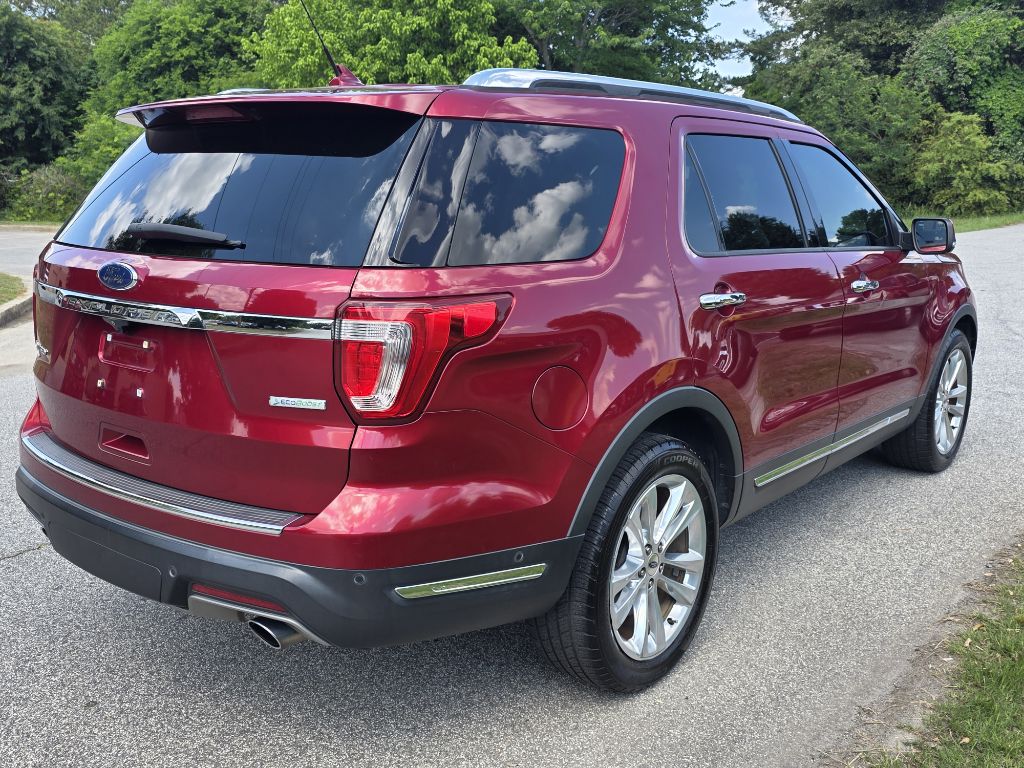 Photo 5 of this FORD EXPLORER
