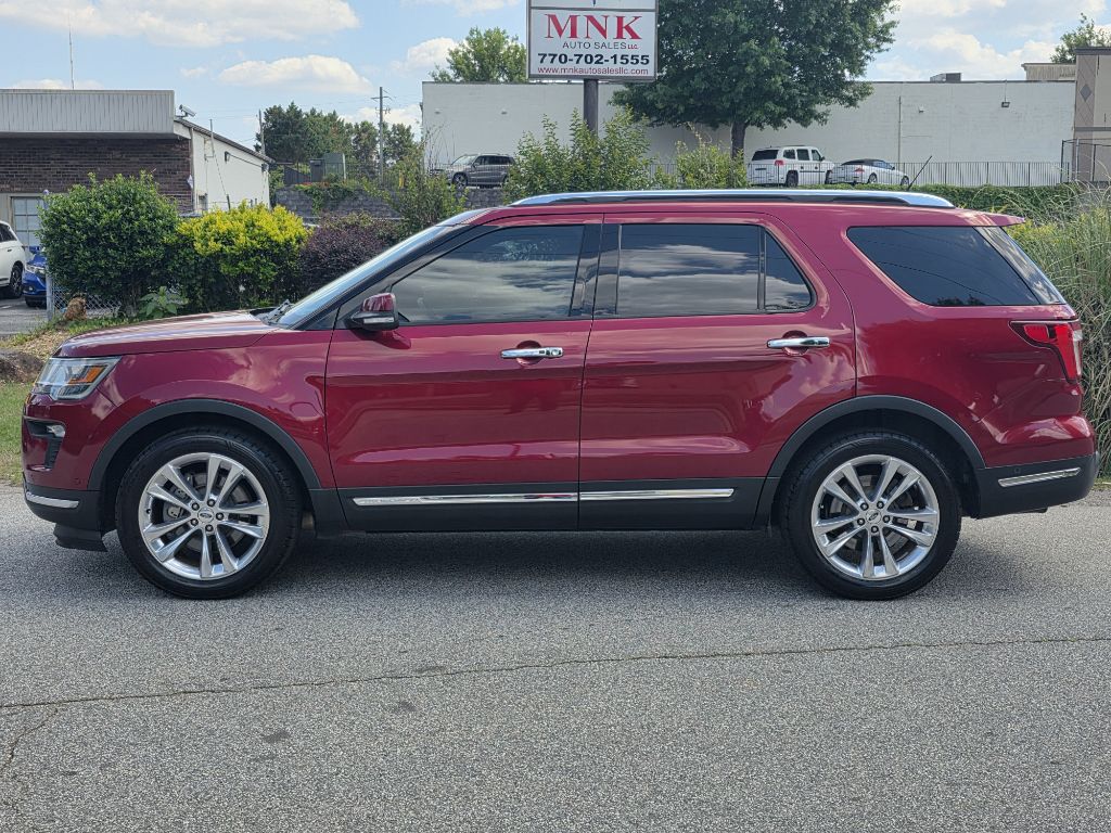 Photo 2 of this FORD EXPLORER