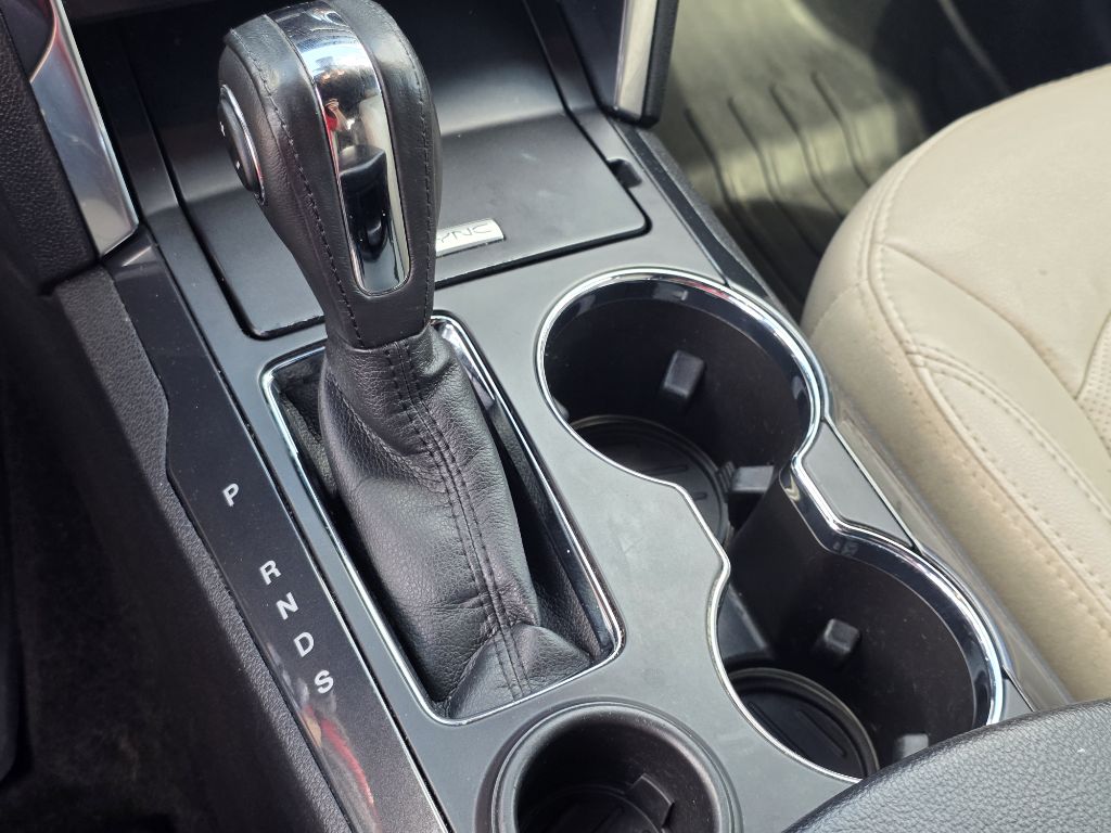 Photo 36 of this FORD EXPLORER
