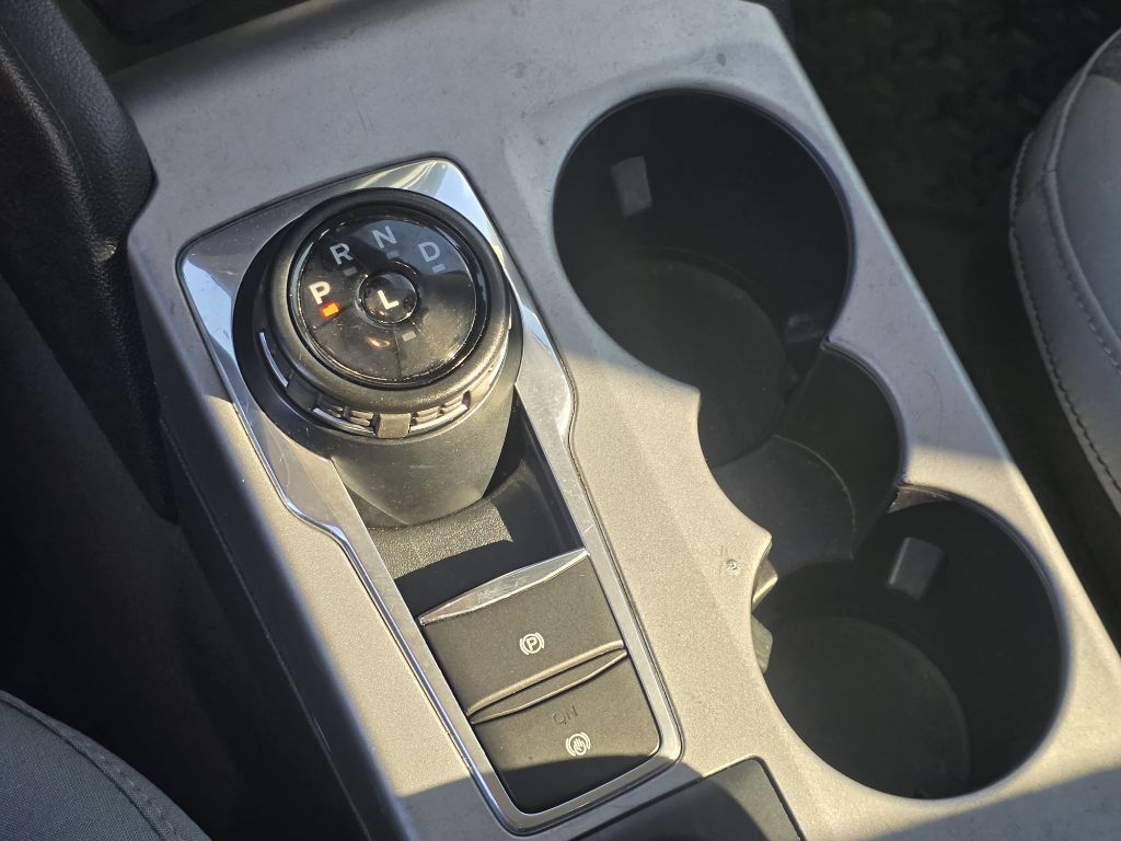 Photo 32 of this FORD BRONCO SPORT