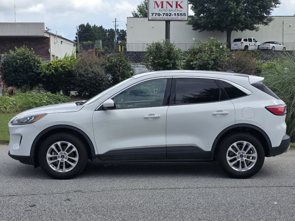 Photo 2 of this FORD ESCAPE