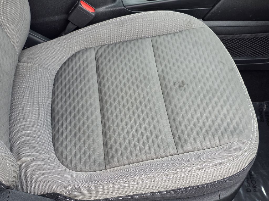 Photo 20 of this FORD ESCAPE