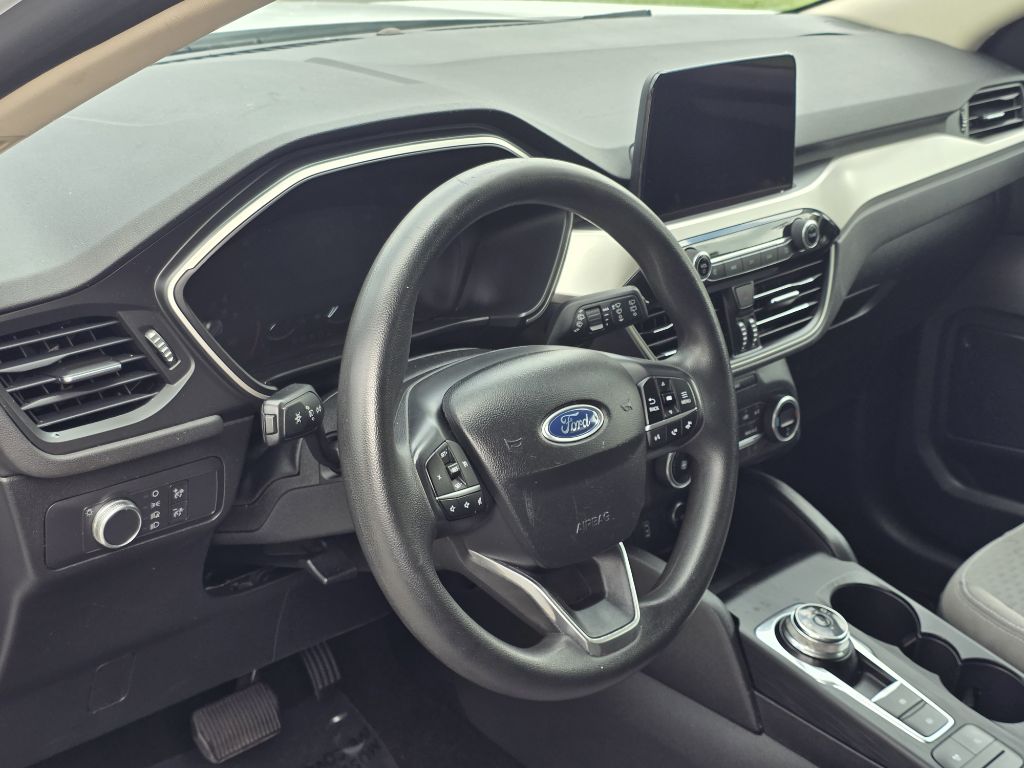Photo 12 of this FORD ESCAPE