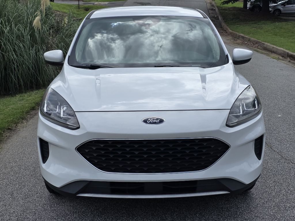 Photo 8 of this FORD ESCAPE
