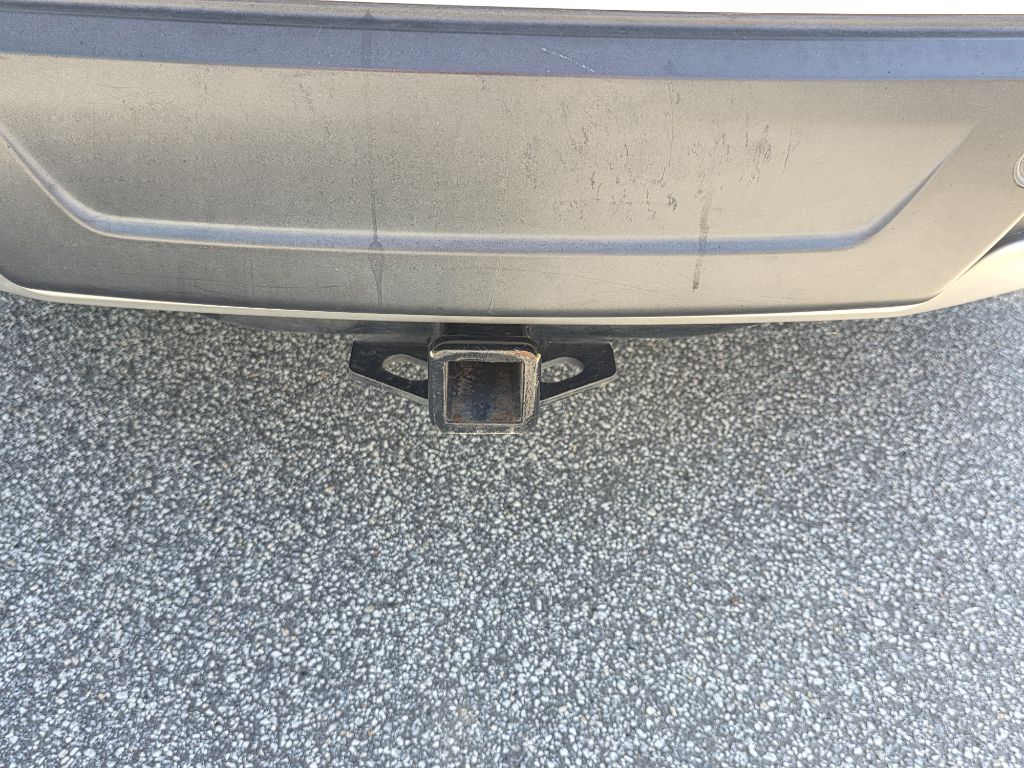 Photo 18 of this FORD EXPLORER
