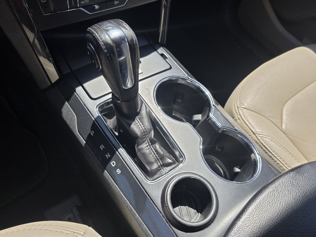 Photo 35 of this FORD EXPLORER