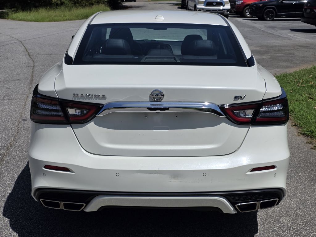 Photo 4 of this NISSAN MAXIMA