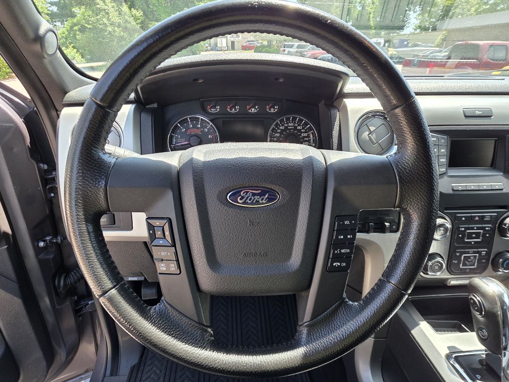 Photo 26 of this FORD F150