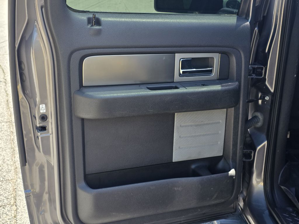 Photo 14 of this FORD F150