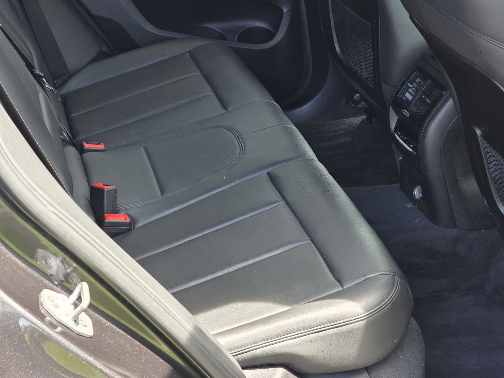Photo 19 of this BMW X3