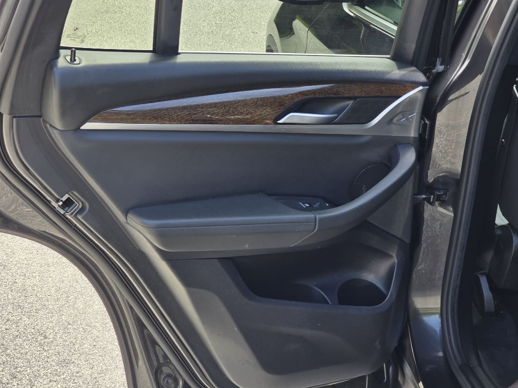 Photo 15 of this BMW X3