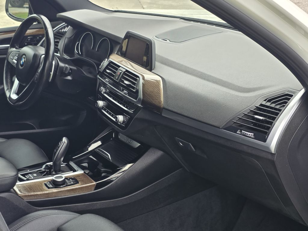 Photo 23 of this BMW X3