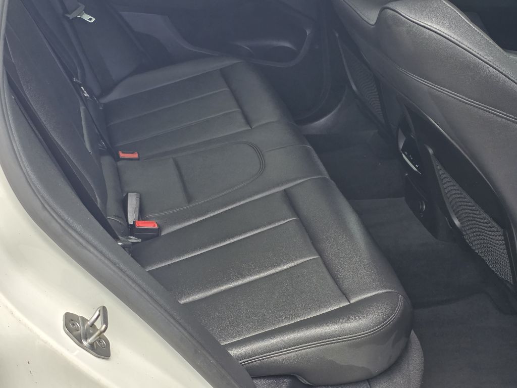 Photo 19 of this BMW X3