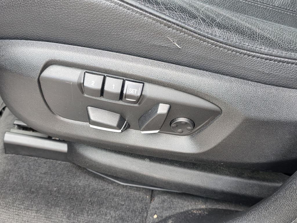 Photo 11 of this BMW X5