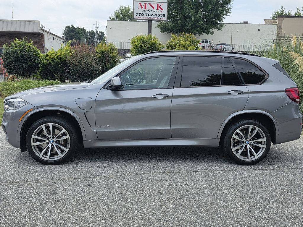 Photo 2 of this BMW X5