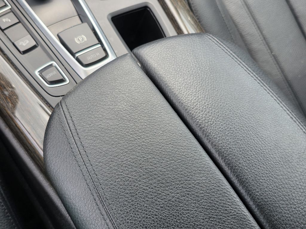 Photo 33 of this BMW X5