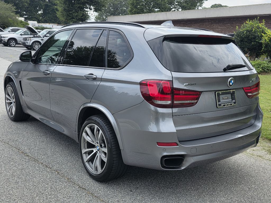 Photo 3 of this BMW X5