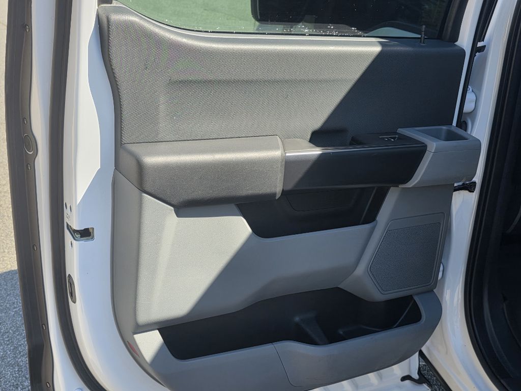 Photo 13 of this FORD F150
