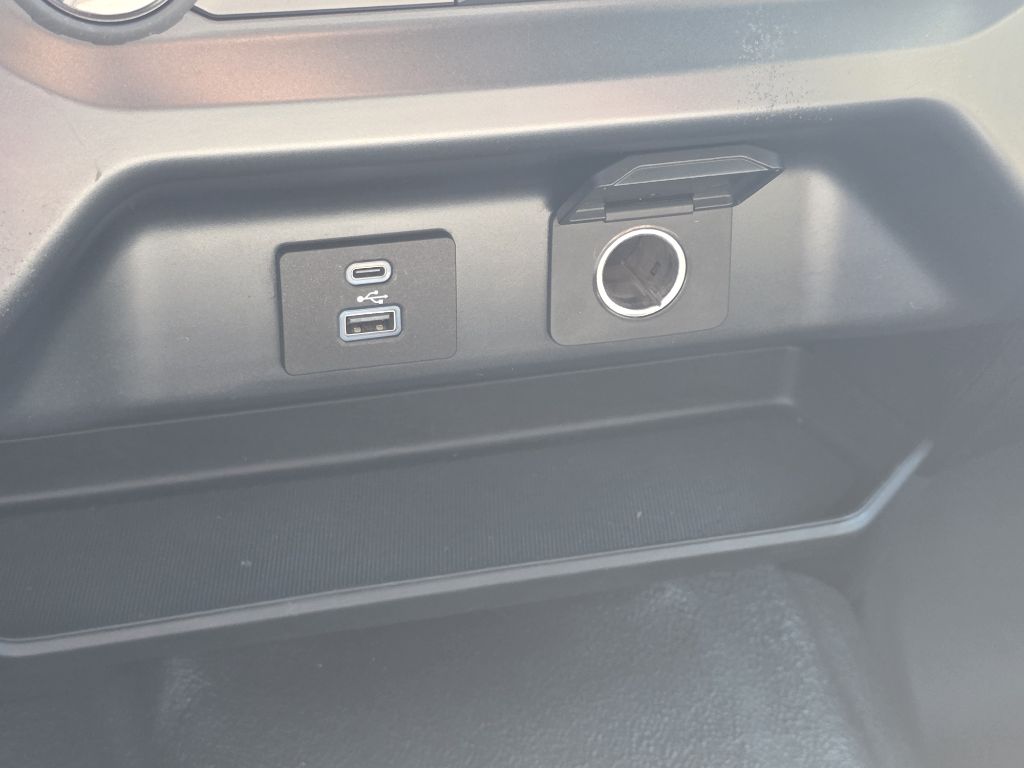 Photo 32 of this FORD F150