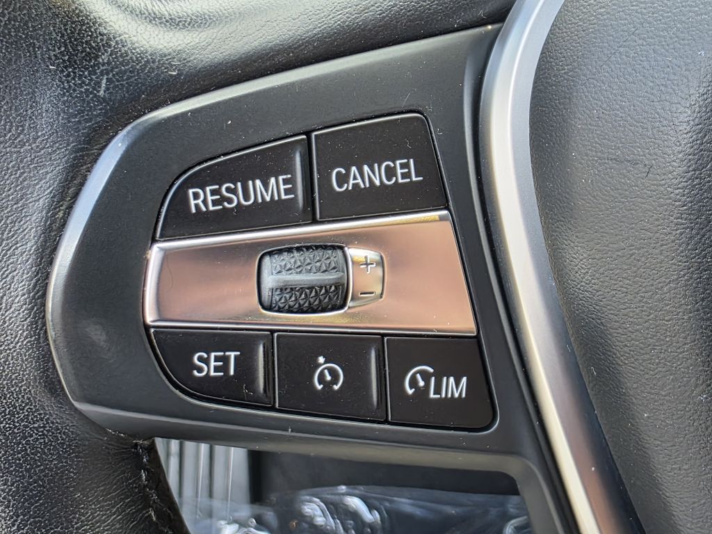 Photo 28 of this BMW 330I