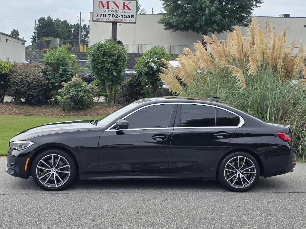 Photo 2 of this BMW 330I