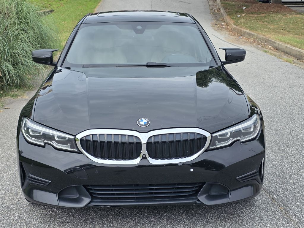 Photo 8 of this BMW 330I