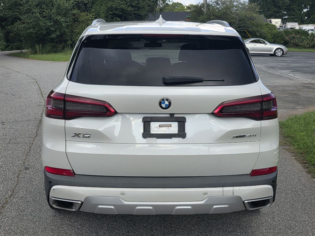 Photo 4 of this BMW X5